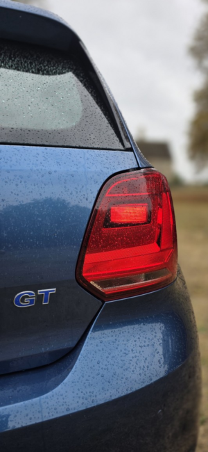 2014 Volkswagen Polo 1.4 Tsi Bluemotion Tech Act Bluegt in Blue — image 2