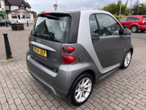 2014 Smart Fortwo 1.0 Mhd Passion in Grey — image 4