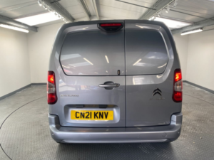 2021 Citroen Berlingo 1.5 Bluehdi 1000 Driver M Panel Van 5dr Diesel Eat8 Swb Euro 6 (s/s) (130 Ps) in Grey — image 4