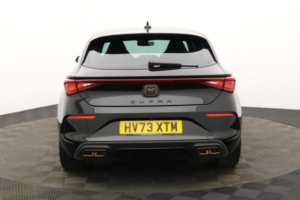 2023 Cupra Leon 1.4 Ehybrid 12.8kwh Vz2 Hatchback 5dr Petrol Plug-In Hybrid DSG Euro 6 (s/s) (245 Ps) in Black — image 6