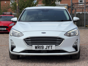 2019 Ford Focus 1.0t Ecoboost Zetec Auto Euro 6 (s/s) 5dr in White — image 2