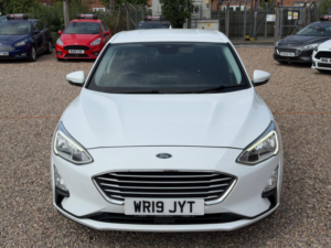 2019 Ford Focus 1.0t Ecoboost Zetec Auto Euro 6 (s/s) 5dr in White — image 6