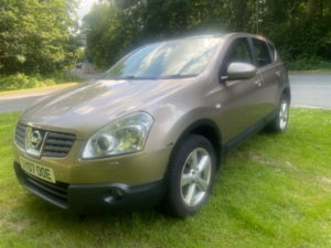 2007 Nissan Qashqai Tekna 4WD in Beige — image 4