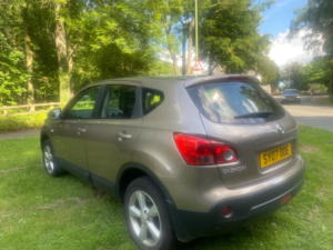 2007 Nissan Qashqai Tekna 4WD in Beige — image 6