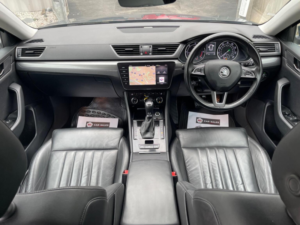 2017 Skoda Superb 2.0 Tdi Se L Executive DSG 4WD Euro 6 (s/s) 5dr in Grey — image 4