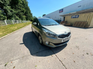 2015 Kia Carens