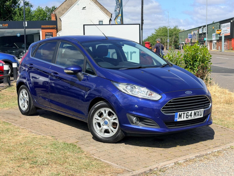 2015 Ford Fiesta 1.6 Tdci Econetic Titanium Euro 5 (s/s) 5dr in Blue — image 1