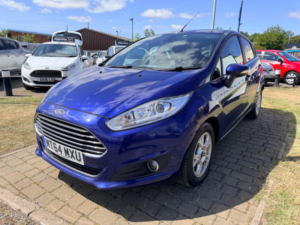 2015 Ford Fiesta 1.6 Tdci Econetic Titanium Euro 5 (s/s) 5dr in Blue — image 3