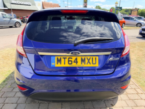 2015 Ford Fiesta 1.6 Tdci Econetic Titanium Euro 5 (s/s) 5dr in Blue — image 6