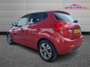 2016 Kia Venga 1.6 Crdi 3 in Red — image 5