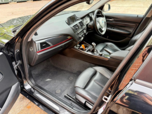 2013 BMW 1 Series 1.6 116i Sport Euro 5 (s/s) 5dr in Black — image 5