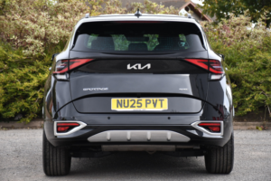 2025 Kia Sportage 1.6 H T-Gdi Gt-Line SUV 5dr Petrol Hybrid Auto Euro 6 (s/s) (207 Bhp) in Black — image 6