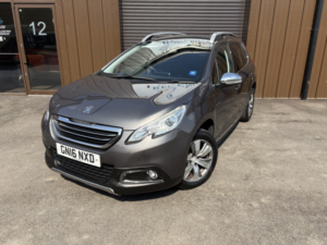 2016 Peugeot 2008 1.6 E-Hdi Allure in Grey — image 3