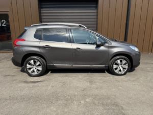 2016 Peugeot 2008 1.6 E-Hdi Allure in Grey — image 5