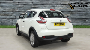 2017 Nissan Juke 1.6 Visia in White — image 3