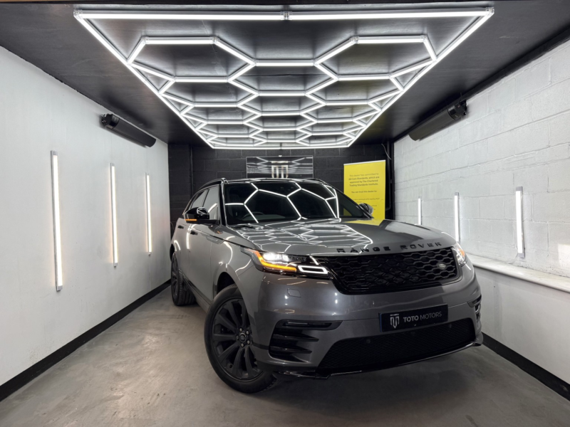 2018 Land Rover Range Rover Velar 2.0 D240 R-Dynamic S in Grey — image 1