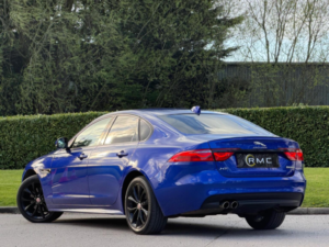 2018 Jaguar Xf 2.0d R-Sport Auto Euro 6 (s/s) 4dr in Blue — image 5