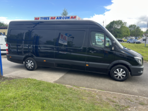 2014 Mercedes-Benz Sprinter 2.1 313 Cdi Wheelchair Access Vehicle in Black — image 5