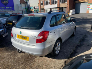2011 Skoda Fabia 1.6 Tdi Se Euro 5 5dr in Silver — image 4