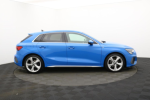 2022 Audi A3 1.5 Tfsi 35 S Line Sportback 5dr Petrol Manual Euro 6 (s/s) (150 Ps) in Blue — image 2