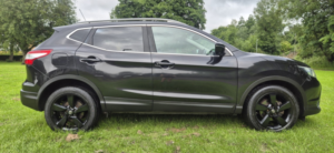 2015 Nissan Qashqai 1.5 Dci N-Tec+ in Black — image 6