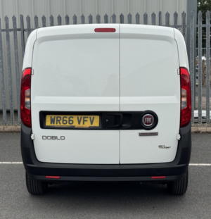 2016 Fiat Doblo Van 1.3 Multijet No Vat in White — image 6