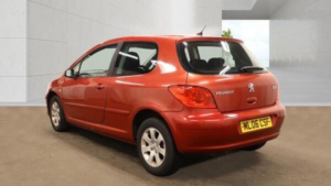 2006 Peugeot 307 1.6 16v S 3dr in Red — image 3