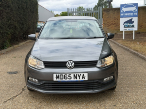 2015 Volkswagen Polo 1.2 Tsi Bluemotion Tech Se in Grey — image 3