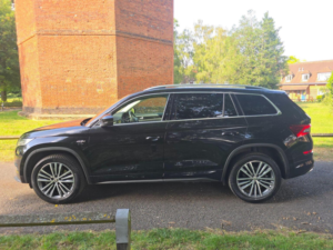 2020 Skoda Kodiaq 2.0 Tdi Laurin & Klement DSG 4WD Euro 6 (s/s) 5dr (7 Seat) in Black — image 4
