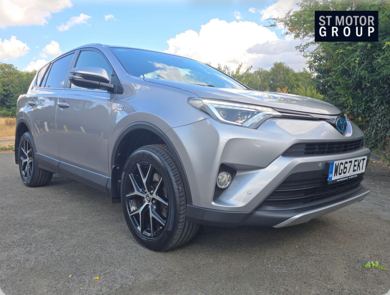 2017 Toyota Rav4 2.5 Vvt-H Design CVT 4WD Euro 6 (s/s) 5dr in Silver — image 1