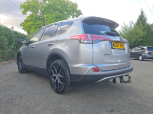 2017 Toyota Rav4 2.5 Vvt-H Design CVT 4WD Euro 6 (s/s) 5dr in Silver — image 5