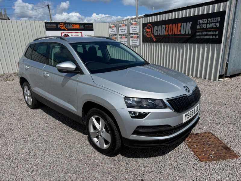 2018 Skoda Karoq 1.6 Tdi Se SUV 5dr Diesel Manual Euro 6 (s/s) (115 Ps) in Silver — image 1