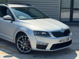 2015 Skoda Octavia 2.0 Tdi Vrs Euro 6 (s/s) 5dr (snav) in Silver — image 2