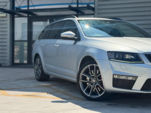 2015 Skoda Octavia 2.0 Tdi Vrs Euro 6 (s/s) 5dr (snav) in Silver — image 3