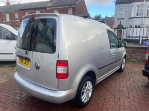 2010 Volkswagen Caddy 1.9 Tdi Pd C20 DSG L1 H1 4dr in Silver — image 3