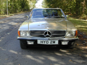 1981 Mercedes-Benz Sl Ref 8834 - Mercedes Benz R107 500 Sl 5.0 V8 Classic - Ulez (rhd - Uk Car) in Gold — image 4