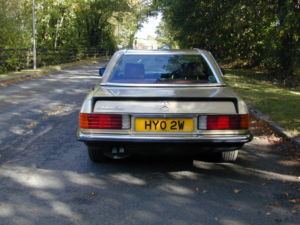 1981 Mercedes-Benz Sl Ref 8834 - Mercedes Benz R107 500 Sl 5.0 V8 Classic - Ulez (rhd - Uk Car) in Gold — image 5