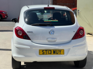2013 Vauxhall Corsa 1.4 16v Se Euro 5 3dr in White — image 3