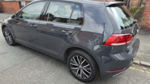 2017 Volkswagen Golf 1.6 Tdi Bluemotion Tech Se Nav in Grey — image 3
