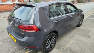 2017 Volkswagen Golf 1.6 Tdi Bluemotion Tech Se Nav in Grey — image 5