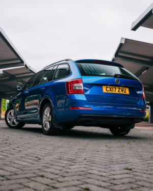 2017 Skoda Octavia 1.6 Tdi Se Estate 5dr Diesel Manual Euro 6 (s/s) (115 Ps) in Blue — image 5