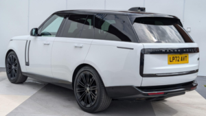 2023 Land Rover Range Rover 3.0 D300 Mhev Se Auto 4WD Euro 6 (s/s) 5dr in White — image 5