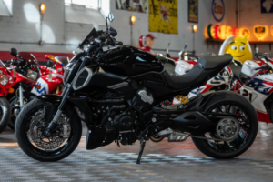 2023 Ducati Diavel V4 1158 in Black — image 3