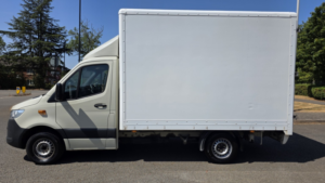 2022 Mercedes-Benz Sprinter 2.0 315 Cdi Progressive in Grey — image 4