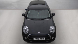 2019 MINI Hatch 1.5 Cooper Classic Euro 6 (s/s) 3dr in Black — image 4