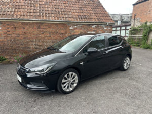 2018 Vauxhall Astra 1.0 I Turbo Ecotec Se in Black — image 6