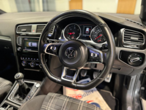 2016 Volkswagen Golf 2.0 Tdi Bluemotion Tech Gtd Euro 6 (s/s) 5dr in Grey — image 2