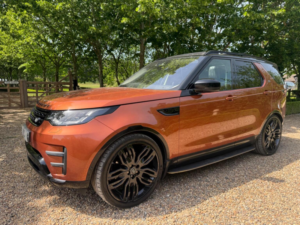 2017 Land Rover Discovery 3.0 Td V6 First Edition Auto 4WD Euro 6 (s/s) 5dr in Orange — image 5
