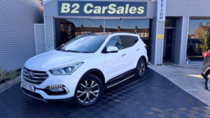 2017 Hyundai Santa Fe 2.2 Crdi Blue Drive Endurance Edition Auto 4WD Euro 6 (s/s) 5dr (7 Seat) in White — image 4