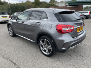 2017 Mercedes-Benz Gla 2.1 Gla200d Amg Line in Grey — image 3